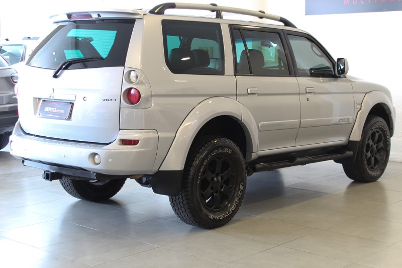 MITSUBISHI PAJERO SPORT 2.5 HPE 4X4 8V 2010/2011 BENTO MOTORS BENTO GONÇALVES / Carros no Vale