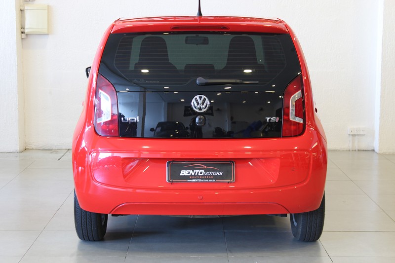 VOLKSWAGEN UP! 1.0 MOVE TSI 2016/2017 BENTO MOTORS BENTO GONÇALVES / Carros no Vale