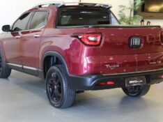 FIAT TORO VOLCANO 2.0 4X4 TURBO DIESEL 2016/2016 BENTO MOTORS BENTO GONÇALVES / Carros no Vale