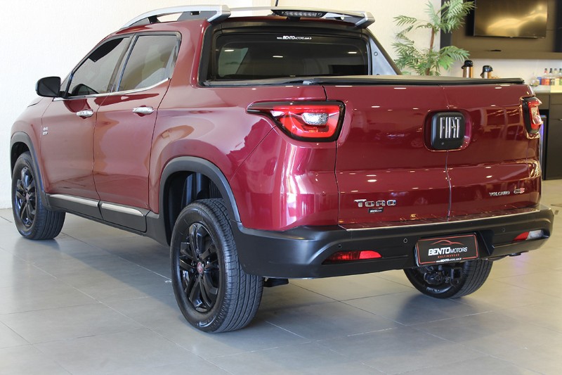 FIAT TORO VOLCANO 2.0 4X4 TURBO DIESEL 2016/2016 BENTO MOTORS BENTO GONÇALVES / Carros no Vale