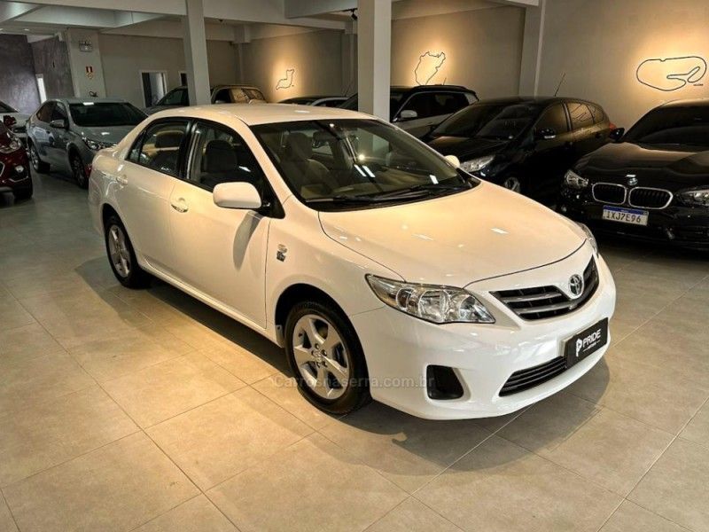 TOYOTA COROLLA 1.8 GLI 16V 2013/2014 PRIDE MOTORS CAXIAS DO SUL / Carros no Vale