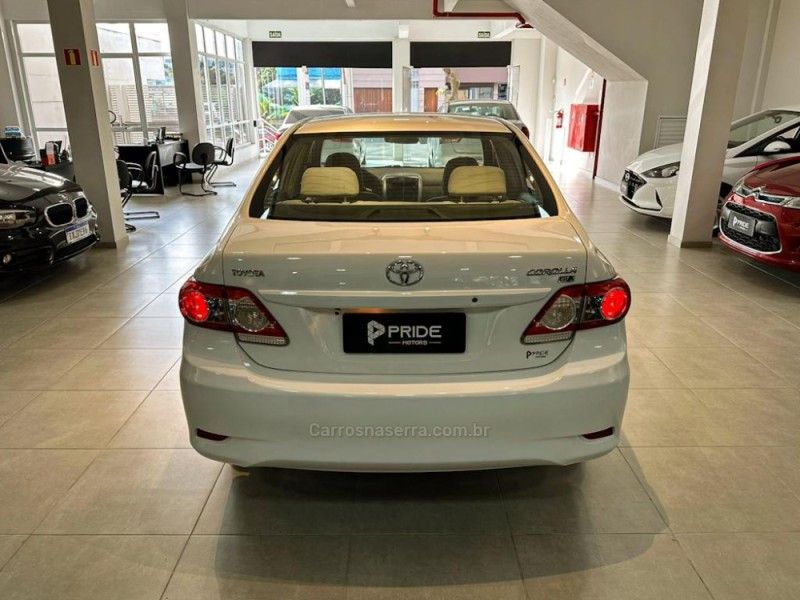 TOYOTA COROLLA 1.8 GLI 16V 2013/2014 PRIDE MOTORS CAXIAS DO SUL / Carros no Vale