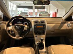 TOYOTA COROLLA 1.8 GLI 16V 2013/2014 PRIDE MOTORS CAXIAS DO SUL / Carros no Vale