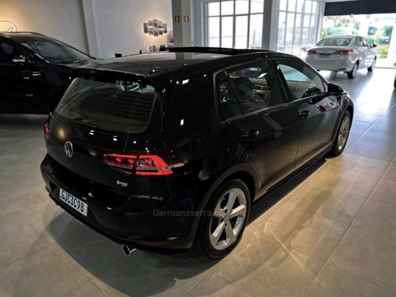 VOLKSWAGEN GOLF 2.0 TSI GTI 16V TURBO 2017/2017 PRIDE MOTORS CAXIAS DO SUL / Carros no Vale