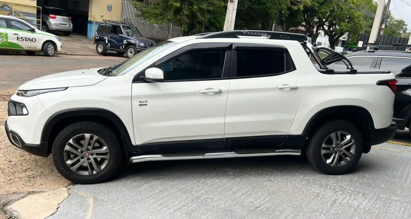 Fiat TORO FREEDOM 2.0 2021 CARSUL VEÍCULOS LAJEADO / Carros no Vale