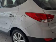 HYUNDAI IX 35 2.0 2015/2016 RENAUTO VEÍCULOS LAJEADO / Carros no Vale