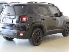 JEEP RENEGADE 1.8 16V NIGHT EAGLE 4X2 2018/2018 BENTO MOTORS BENTO GONÇALVES / Carros no Vale