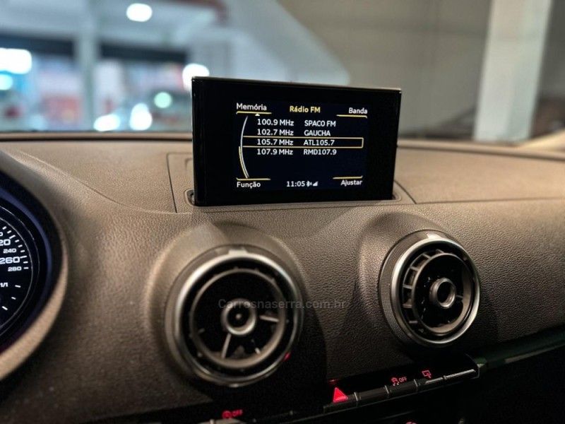 AUDI A3 1.4 TFSI SEDAN AMBIENTE 16V TIPTRONIC 2016/2016 PRIDE MOTORS CAXIAS DO SUL / Carros no Vale