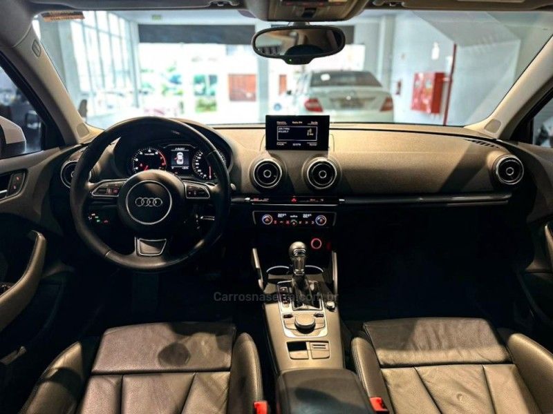 AUDI A3 1.8 TFSI SEDAN AMBITION 20V 180CV 2015/2015 PRIDE MOTORS CAXIAS DO SUL / Carros no Vale