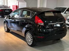 FORD FIESTA 1.6 TITANIUM PLUS HATCH 16V 2015/2016 PRIDE MOTORS CAXIAS DO SUL / Carros no Vale