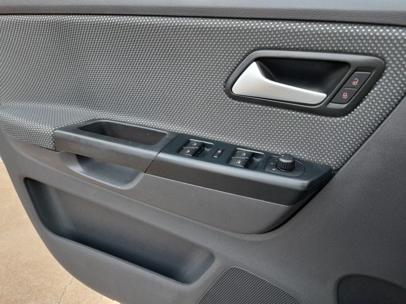 VOLKSWAGEN FOX TREND 1.6 /2012 FERREIRA VEÍCULOS VENÂNCIO AIRES / Carros no Vale