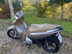 HONDA MOTOS BIZ 125 /2019 RT 811 VEÍCULOS ARROIO DO MEIO / Carros no Vale