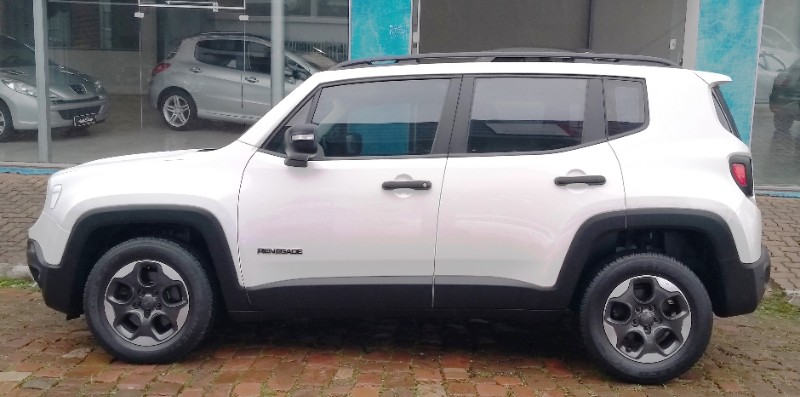 JEEP RENEGADE1.8 4X2 16V 2018/2019 AUTO SHOW SANTA CRUZ DO SUL / Carros no Vale