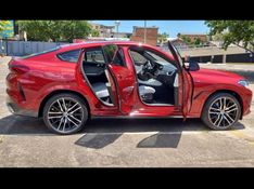 BMW X6 3.0 TWINPOWER GASOLINA XDRIVE40I M SPORT AUTOMÁTICO 2022/2023 FÁBIO BERNARDES PORTO ALEGRE / Carros no Vale