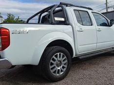 Nissan Frontier SL CD 4×4 2.5TB Diesel Aut 2015/2016 CAMINHÕES & CAMIONETAS PASSO FUNDO / Carros no Vale