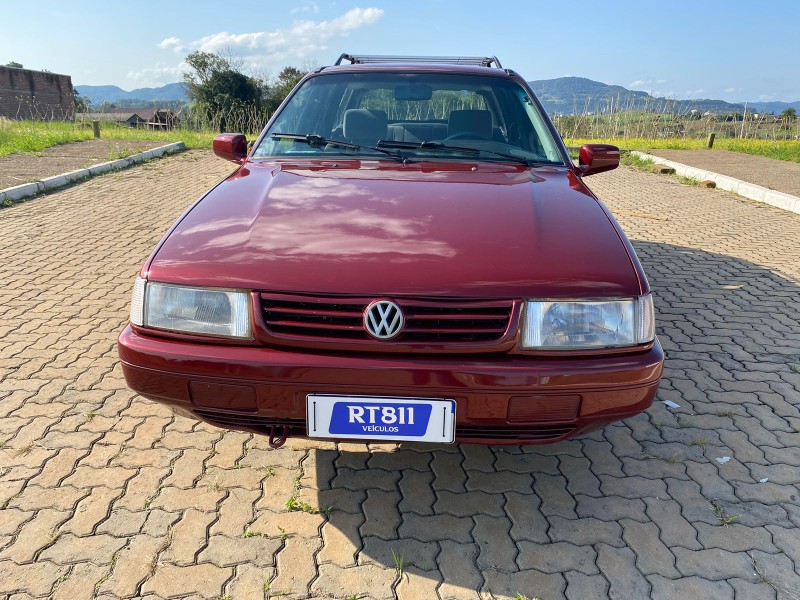 VOLKSWAGEN QUANTUM 2.0 GL 8V /1996 RT 811 VEÍCULOS ARROIO DO MEIO / Carros no Vale