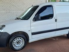 Peugeot Partner Furgão 1.6 16V Flex 2017/2018 CAMINHÕES & CAMIONETAS PASSO FUNDO / Carros no Vale