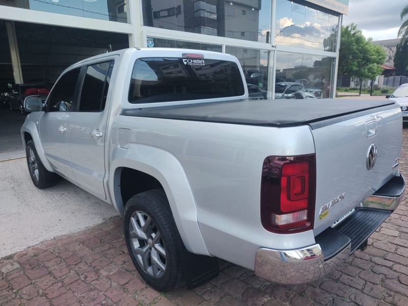 VOLKSWAGEN AMAROK 2.0 HIGHLINE 4X4 /2018 CHIMA VEÍCULOS VENÂNCIO AIRES / Carros no Vale