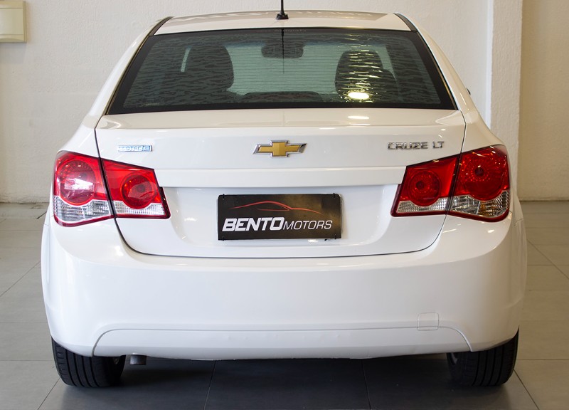 CHEVROLET CRUZE LT 1.8 16V FLEXPOWER 4P AUT. 2015/2015 BENTO MOTORS BENTO GONÇALVES / Carros no Vale