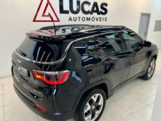 JEEP COMPASS 2.0 16V LIMITED 2017/2017 LUCAS AUTOMÓVEIS BOM RETIRO DO SUL / Carros no Vale