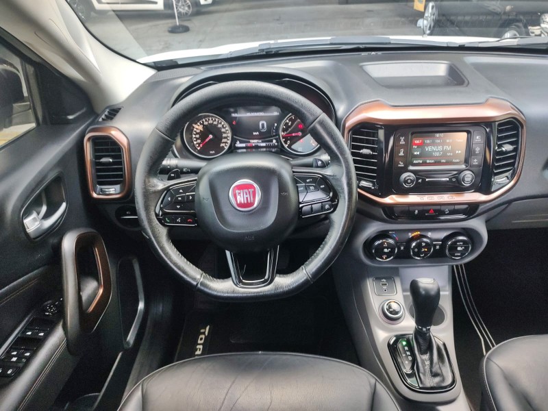 FIAT TORO 2.0 16V TURBO VOLCANO 4WD AT9 - 2019