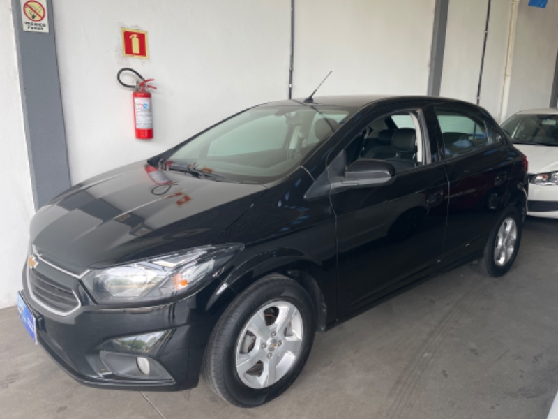 CHEVROLET ONIX HATCH LT 1.4 8V FLEXPOWER 5P MEC. 2019/2019 RICARDINHO AUTOMÓVEIS MONTENEGRO / Carros no Vale