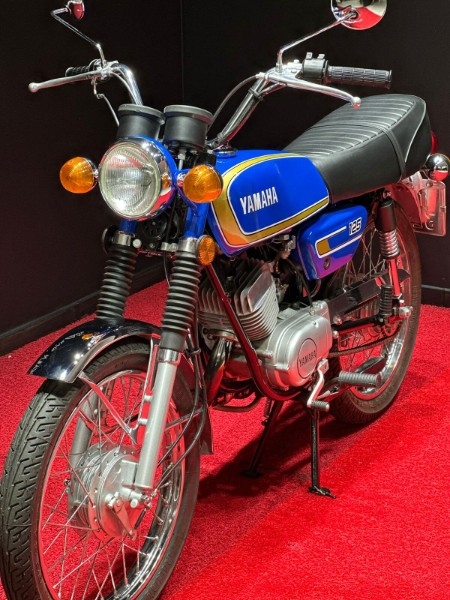 YAMAHA RX 125 1978/1978 EXCLUSIVO VEÍCULOS SANTA CRUZ DO SUL / Carros no Vale