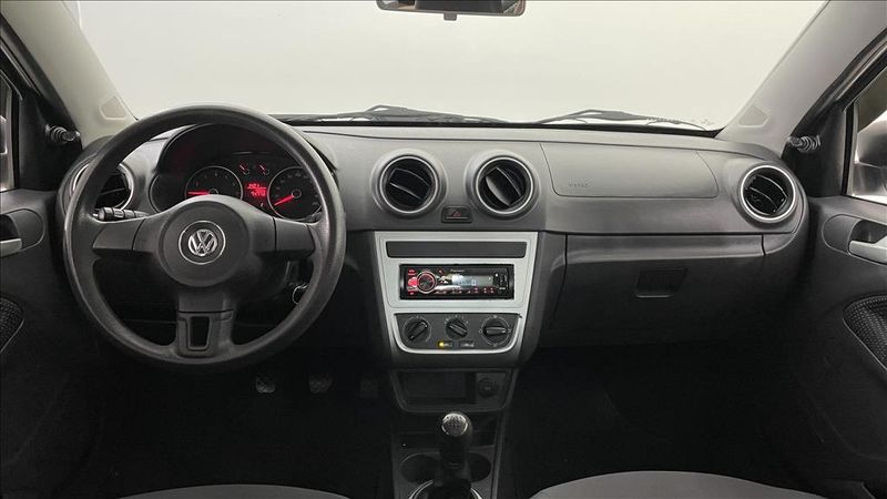 VOLKSWAGEN VOYAGE 1.0 MI TRENDLINE 8V FLEX 4P MANUAL 2015/2016 JA SPOHR SEMINOVOS LAJEADO / Carros no Vale