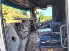 Scania P 310 P-310 B 8×2 2013/2014 CAMINHÕES & CAMIONETAS PASSO FUNDO / Carros no Vale
