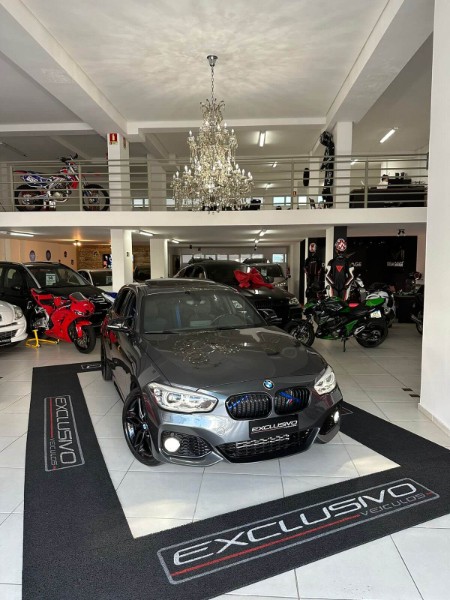 BMW 125i M SPORT TURBO 2.0 ACTIVEFLEX 2016/2016 EXCLUSIVO VEÍCULOS SANTA CRUZ DO SUL / Carros no Vale