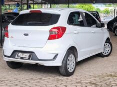 FORD KA 1.5 SE PLUS 2020/2020 RICARDO VEÍCULOS TEUTÔNIA / Carros no Vale