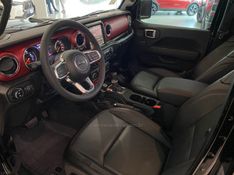 JEEP WRANGLER 2.0 RUBICON 4X4 AT8 16V 2023/2024 ÓTIMA CAR FLORES DA CUNHA / Carros no Vale