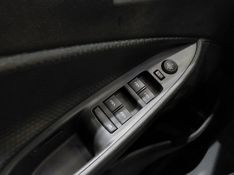 Chevrolet Onix LT 1.0 TURBO 2022 2021/2022 BETIOLO NOVOS E SEMINOVOS LAJEADO / Carros no Vale
