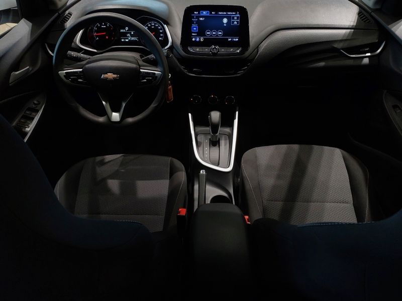 Chevrolet Onix PLUS LT 1.0 TURBO 2022 2021/2022 BETIOLO NOVOS E SEMINOVOS LAJEADO / Carros no Vale