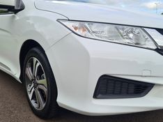 Honda CITY Sedan LX 1.5 16V 2016/2016 AUTO NÍVEL VEÍCULOS SANTA CRUZ DO SUL / Carros no Vale