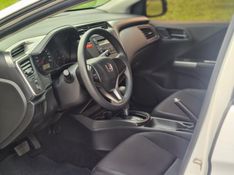 Honda CITY Sedan LX 1.5 16V 2016/2016 AUTO NÍVEL VEÍCULOS SANTA CRUZ DO SUL / Carros no Vale