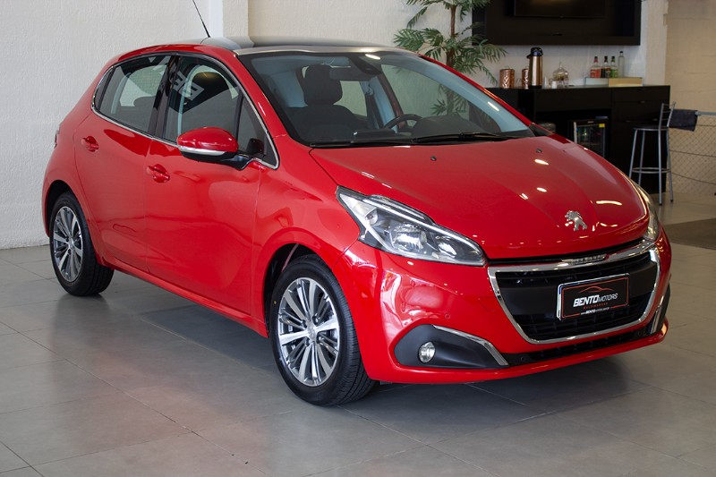 PEUGEOT 208 1.6 GRIFFE 16V FLEX 4P AUTOMÁTICO 2017/2017 BENTO MOTORS BENTO GONÇALVES / Carros no Vale