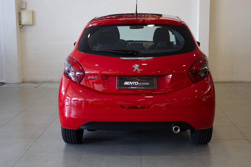 PEUGEOT 208 1.6 GRIFFE 16V FLEX 4P AUTOMÁTICO 2017/2017 BENTO MOTORS BENTO GONÇALVES / Carros no Vale