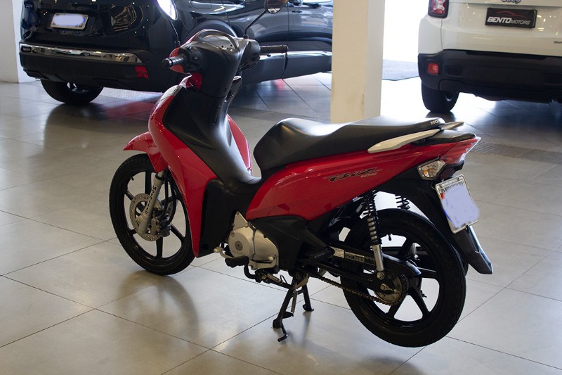 HONDA MOTOS BIZ 125 ES 2018/2018 BENTO MOTORS BENTO GONÇALVES / Carros no Vale