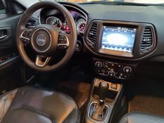 Jeep COMPASS LONGITUDE 2.0 2017 HÉLIO AUTOMÓVEIS LAJEADO / Carros no Vale