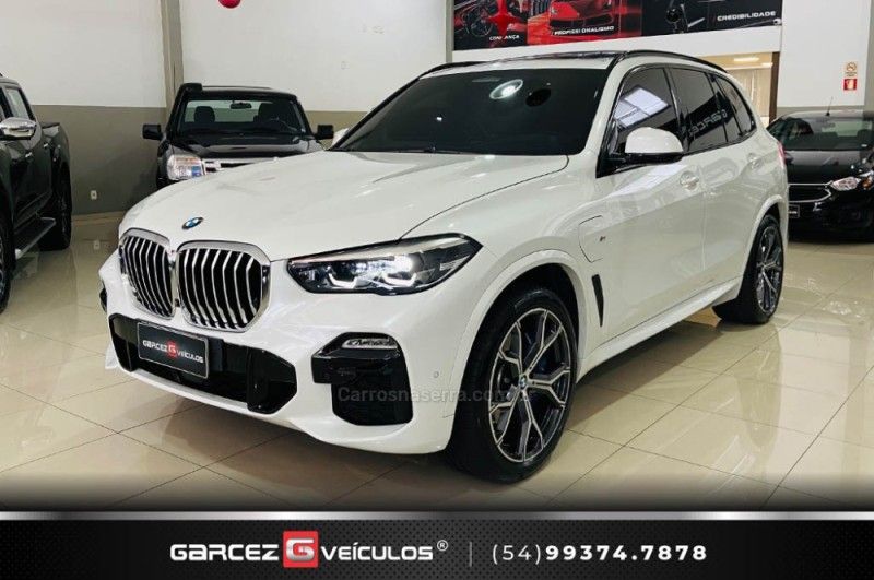 BMW X5 3.0 4×4 45E M SPORT HÍBRIDO 2019/2020 GARCEZ VEÍCULOS BENTO GONÇALVES / Carros no Vale
