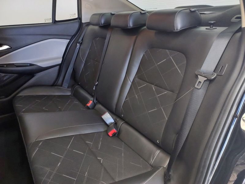 Chevrolet Onix PREMIER PLUS 1.0 TURBO 2022 2021/2022 BETIOLO NOVOS E SEMINOVOS LAJEADO / Carros no Vale