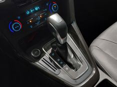 Ford Focus Sedan FASTBACK TITANIUM 2.0 16V 2016 2015/2016 BETIOLO NOVOS E SEMINOVOS LAJEADO / Carros no Vale