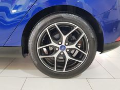 Ford Focus 2.0 TITANIUM PLUS HATCH 16V FLEX 4P AUTO 2016/2016 ADVANT AUTOMÓVEIS CAXIAS DO SUL / Carros no Vale