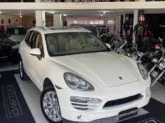 PORSCHE CAYENNE V6 /2011 EXCLUSIVO VEÍCULOS SANTA CRUZ DO SUL / Carros no Vale