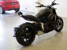 DUCATI DIAVEL 2017/2017 BENTO MOTORS BENTO GONÇALVES / Carros no Vale