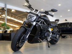 DUCATI DIAVEL 2017/2017 BENTO MOTORS BENTO GONÇALVES / Carros no Vale