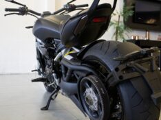 DUCATI DIAVEL 2017/2017 BENTO MOTORS BENTO GONÇALVES / Carros no Vale