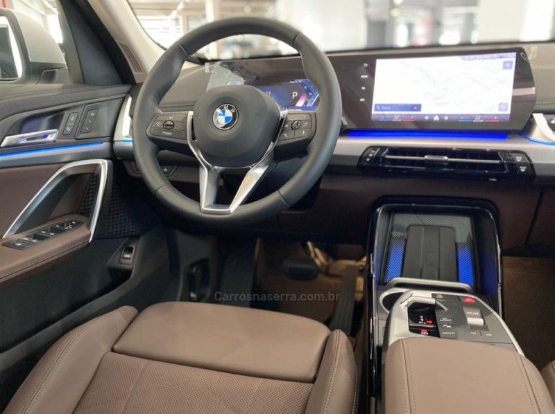 BMW X1 2.0 16V TURBO SDRIVE20I X-LINE 2024/2024 ÓTIMA CAR FLORES DA CUNHA / Carros no Vale