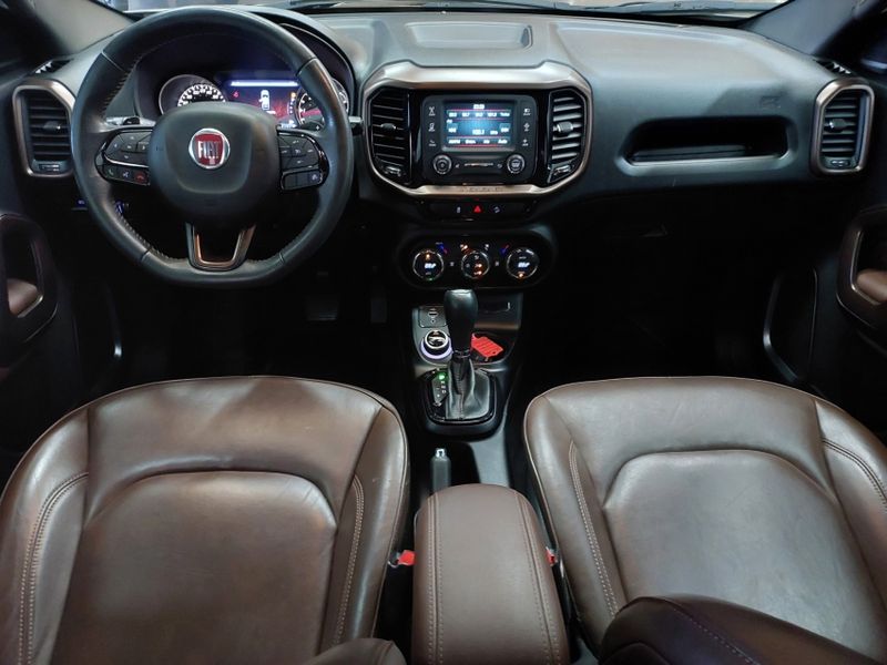 Fiat Toro RANCH 2.0 4X4 TURBO 2019 2018/2019 BETIOLO NOVOS E SEMINOVOS LAJEADO / Carros no Vale
